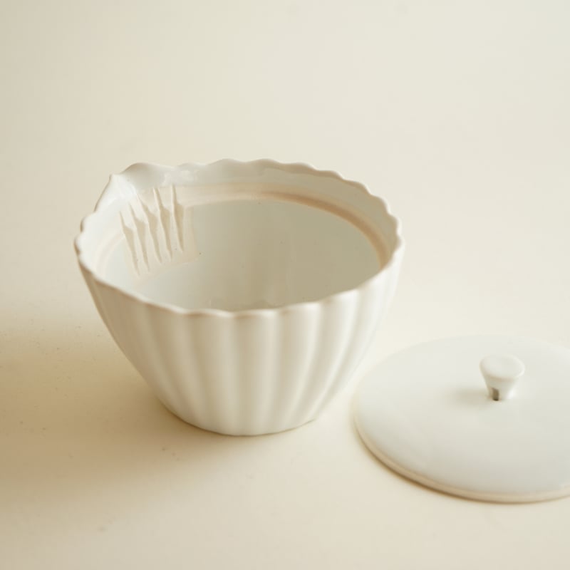 安藤雅信】白磁輪花宝瓶M | ギャルリ百草 online store