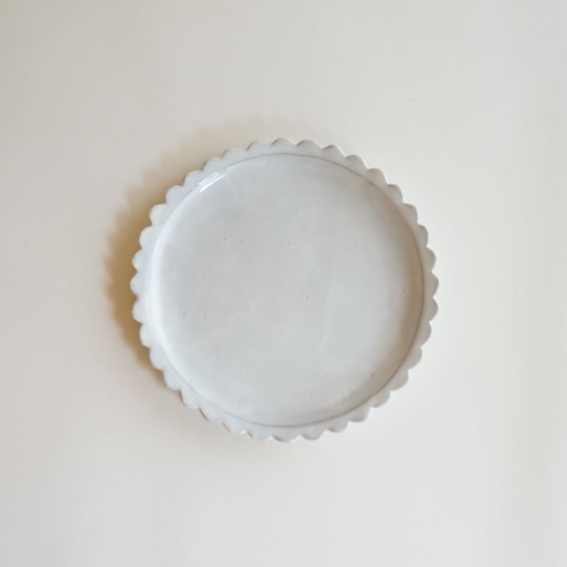 新品未使用　安藤雅信　白菊皿 M　2枚セット 安藤雅信】粉白菊皿 M（化粧土に青白釉） | ギャルリ百草 online store