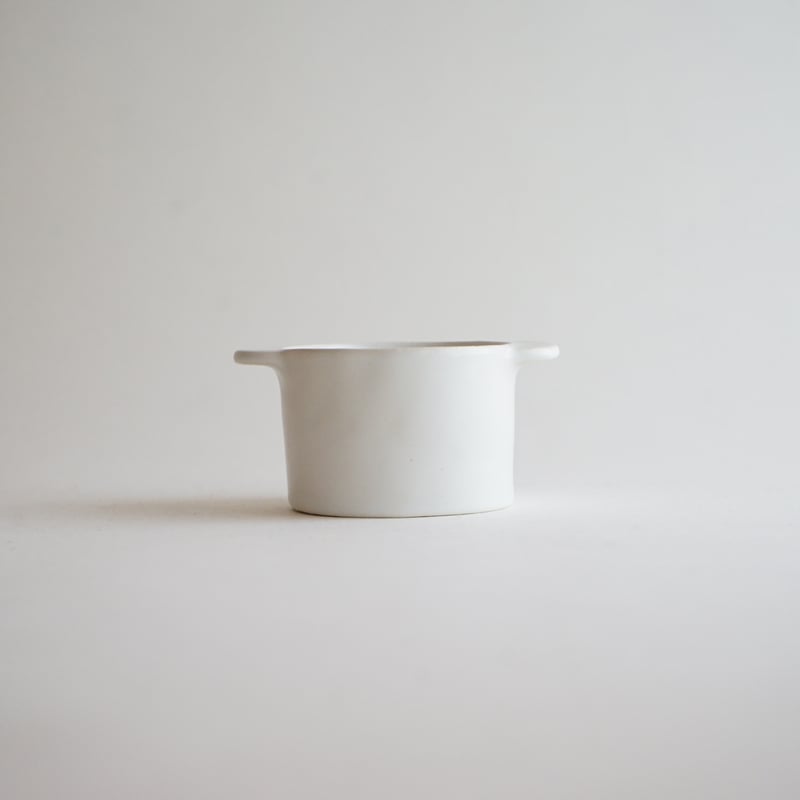 安藤雅信】白磁耳手カップ | ギャルリ百草 online store
