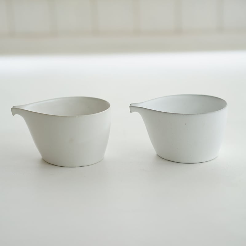 安藤雅信】白糖釉片口 LM | ギャルリ百草 online store 安藤雅信】白糖釉片口 LM | ギャルリ百草 online store