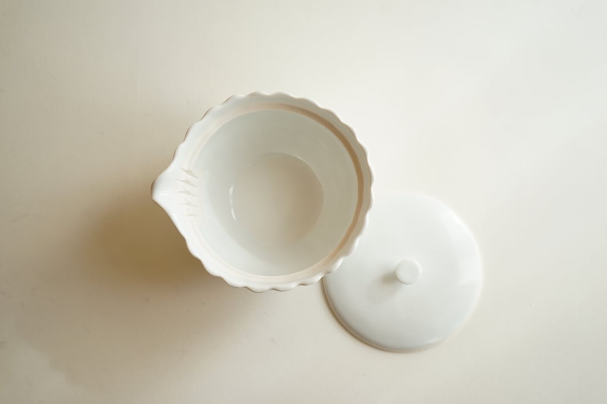 安藤雅信 イタリア輪花スープ皿 M 乳白艶釉 安藤雅信さん 花 皿