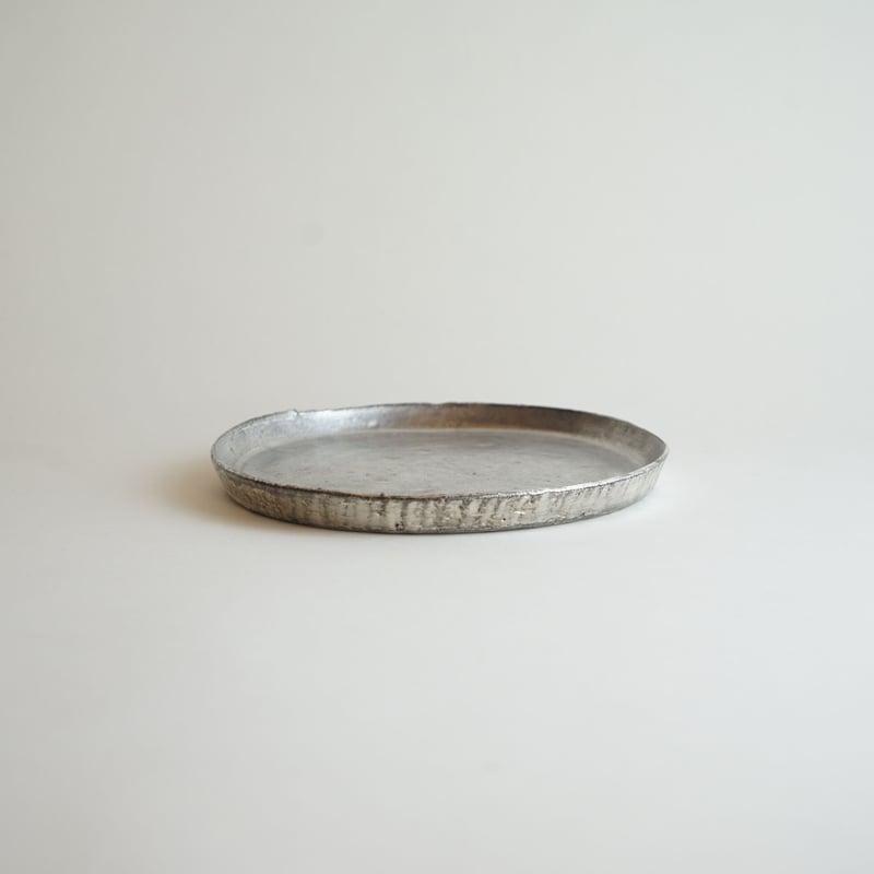 安藤雅信】黒銀彩切立平皿 六・五寸（銀彩） | ギャルリ百草 online store