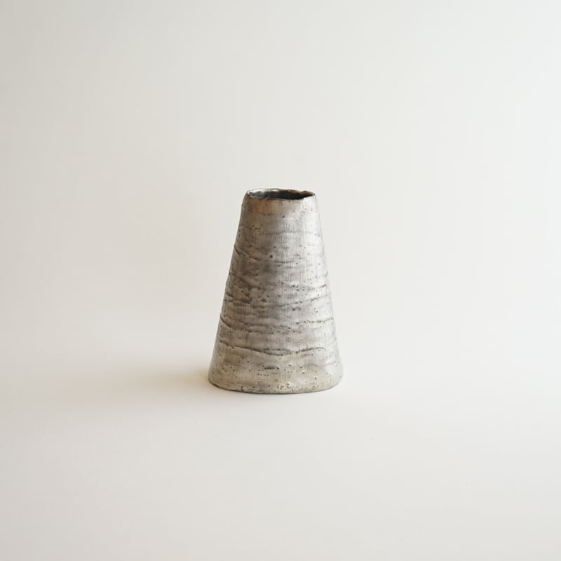 ■安藤雅信 銀彩ピューター リム筋オーバルプレート①点 □安藤雅信 銀彩ピューター リム筋オーバルプレート①点