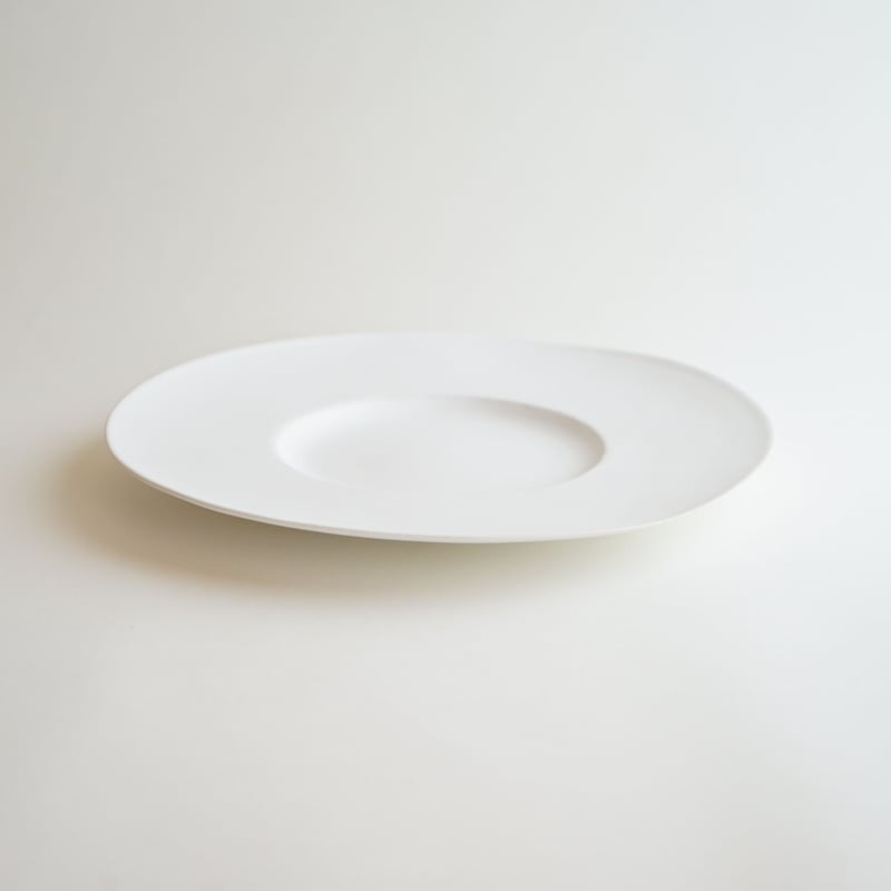 安藤雅信】オランダリム皿 LM（白マット釉） | ギャルリ百草 online store