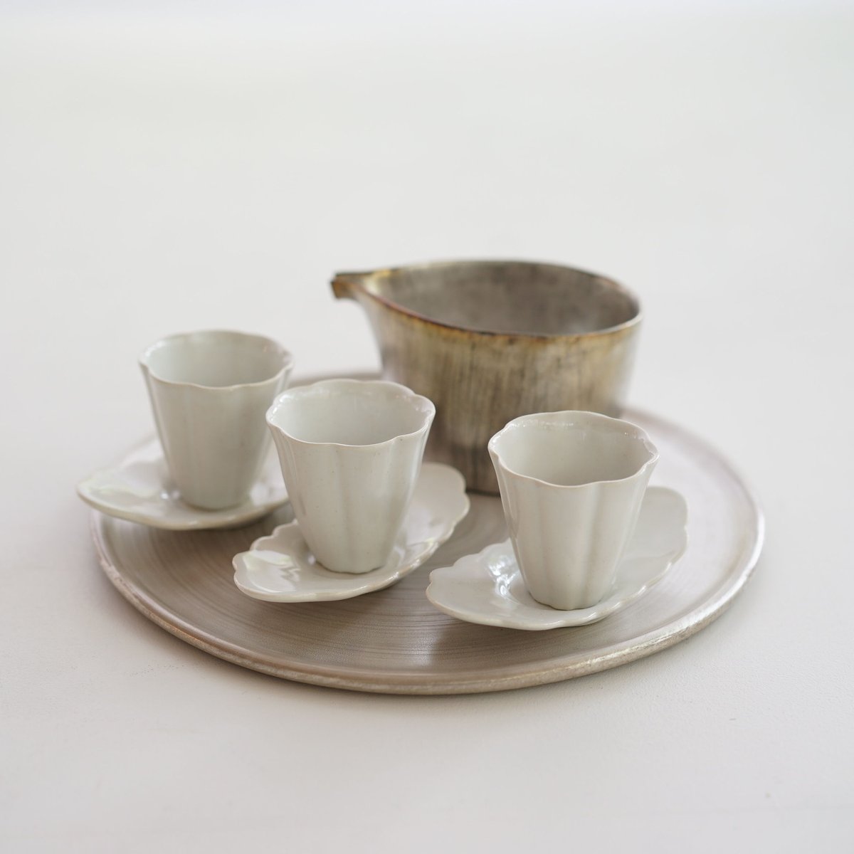 安藤雅信】雲型茶托 青白 | ギャルリ百草 online store