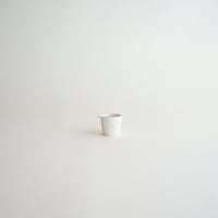 内青白艶泥釉細長片口 XS