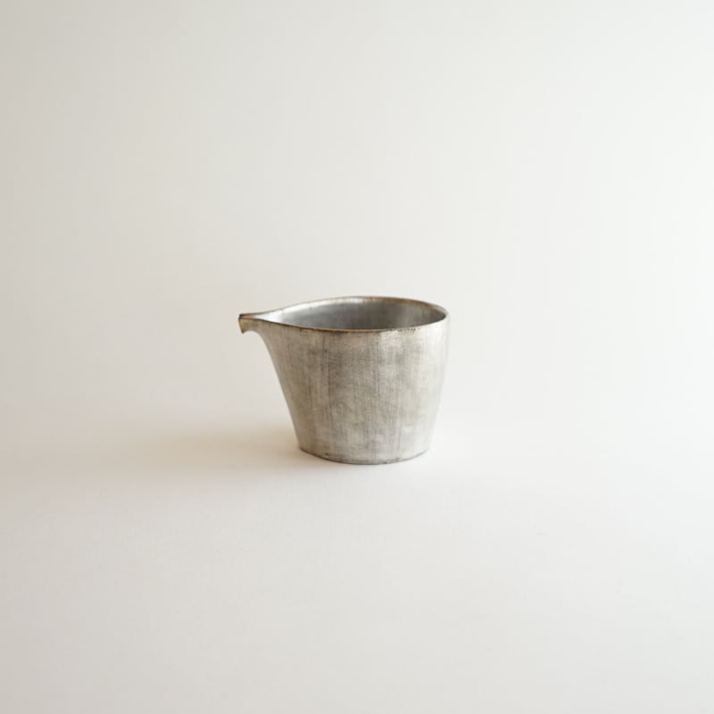 安藤雅信】銀彩片口 MM(銀彩) | ギャルリ百草 online store 安藤雅信】銀彩片口 MM(銀彩) | ギャルリ百草 online store