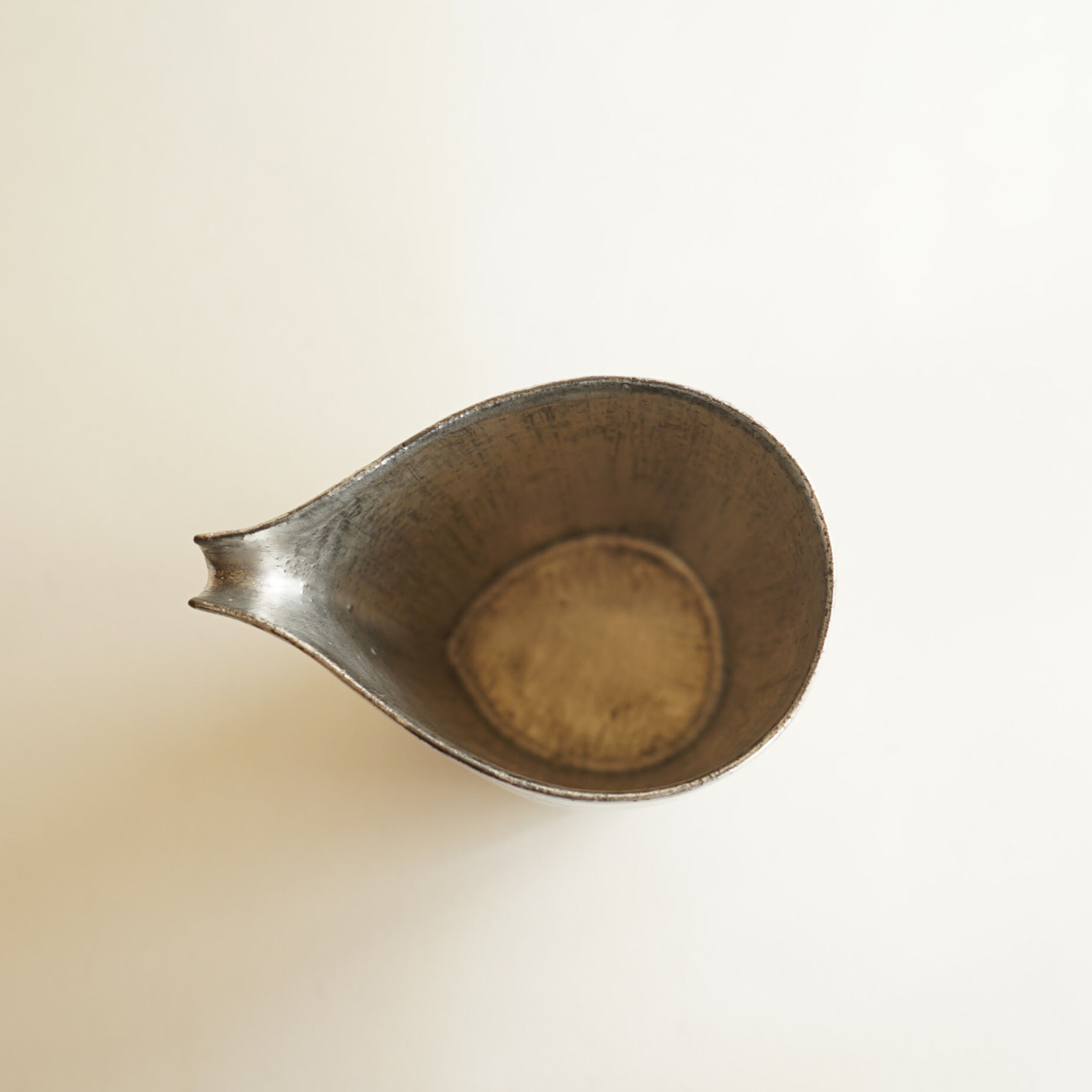 【安藤雅信】 片口　ギャルリ百草 安藤雅信】銀彩細長片口 LM | ギャルリ百草 online store