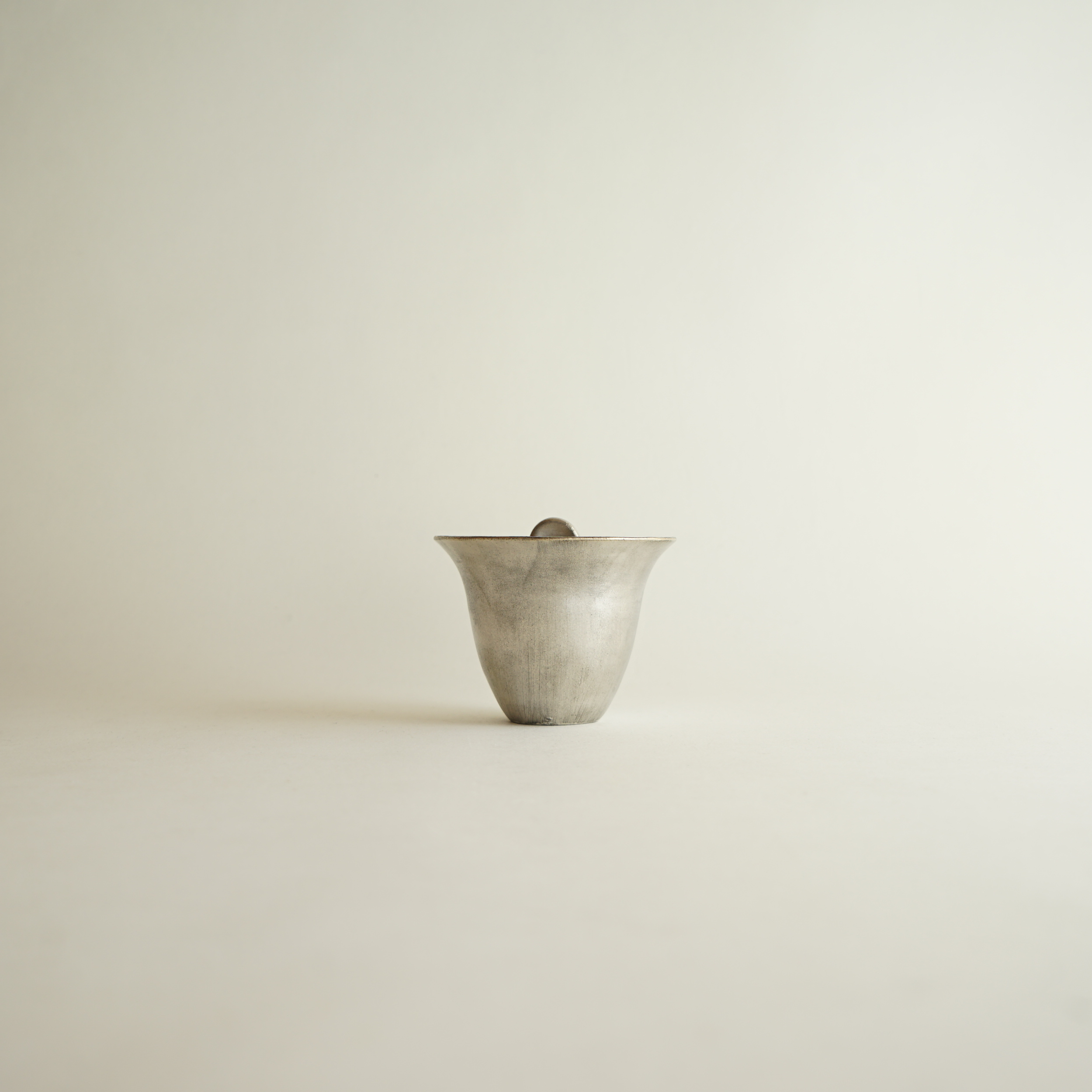 安藤雅信】 銀彩蓋碗 小 | ギャルリ百草 online store