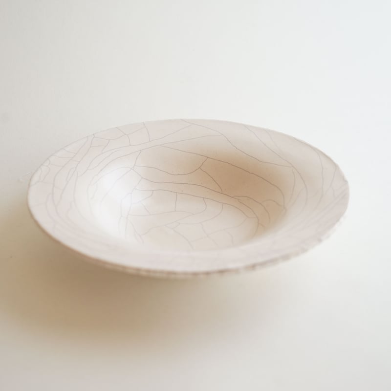 安藤雅信】シャッポ鉢(貫入釉) | ギャルリ百草 online store 安藤雅信】シャッポ鉢(貫入釉) | ギャルリ百草 online store