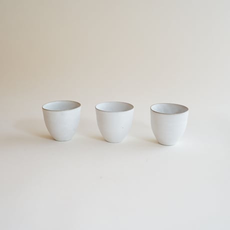 【安藤雅信】白糖釉白丸茶杯 L（白糖釉）