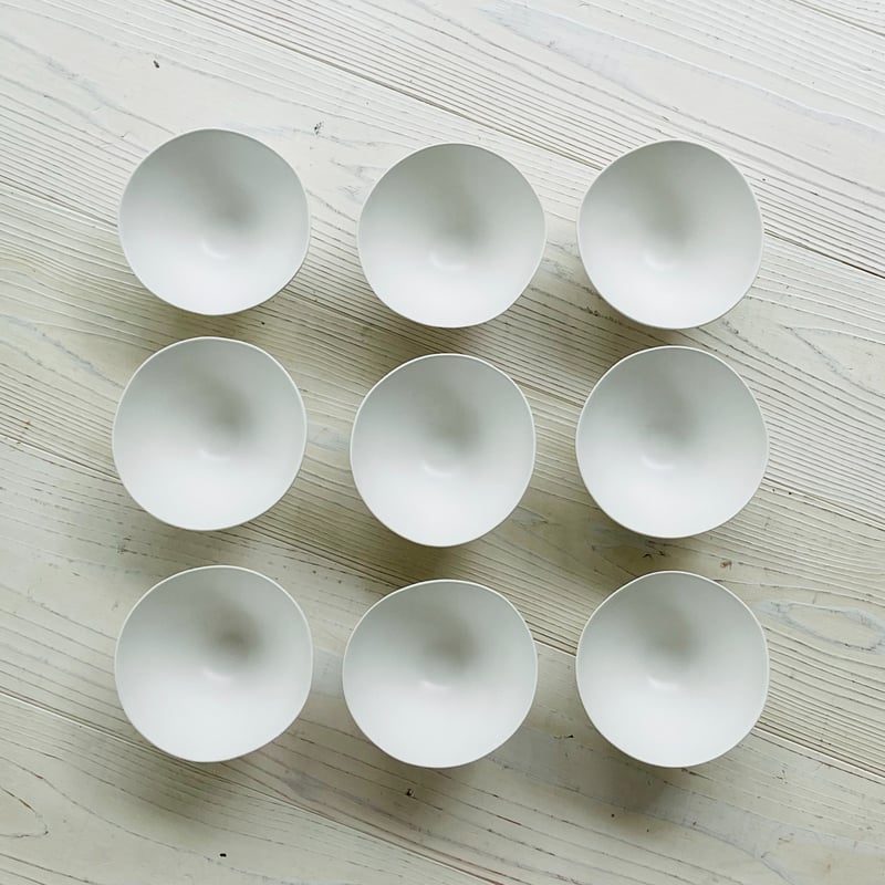 ロ*ク様 【新品未使用品】　安藤雅信　煮物鉢　ギャルリ百草 安藤雅信】オランダ皿 LM （乳白艶釉） | ギャルリ百草 online store