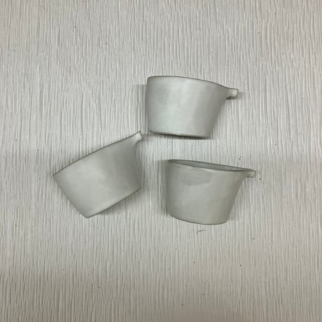 【安藤雅信】白糖釉片口 MS