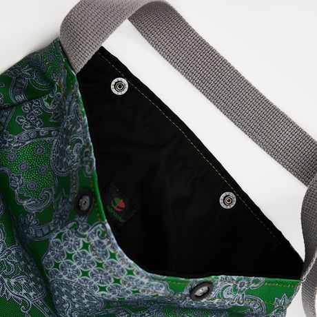BATIK SACOCHE (HIJAU)