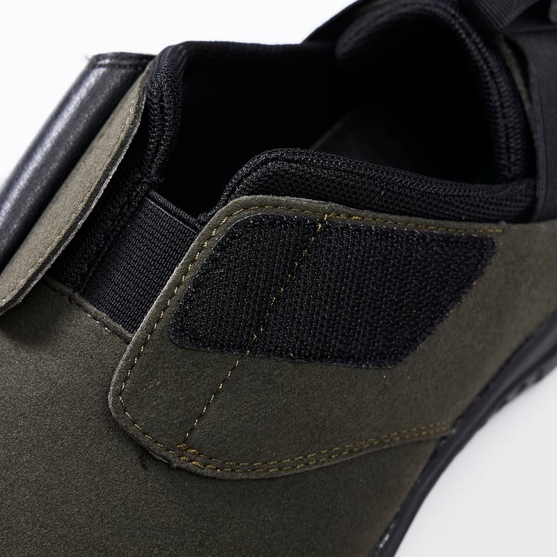 KOMFORT SHOES (OLIVE) | Jalan Rajabrooke