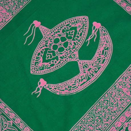CENTER WAU HANDKERCHIEF (PINK)