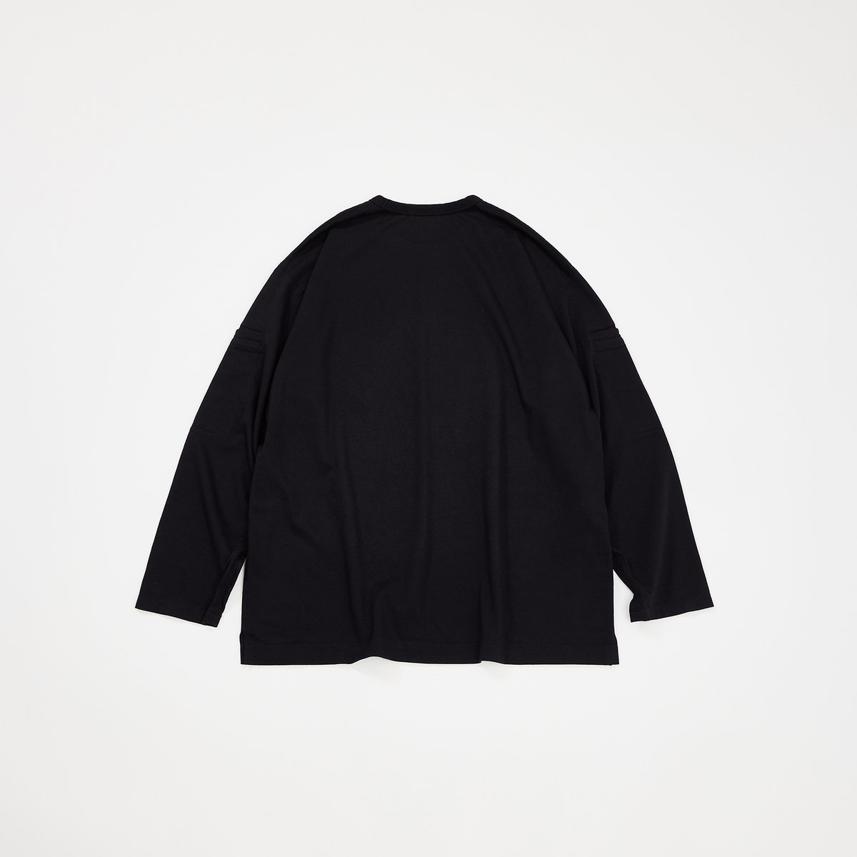 ARM POCKET L/S TEE (BLACK) | Jalan Rajabrooke