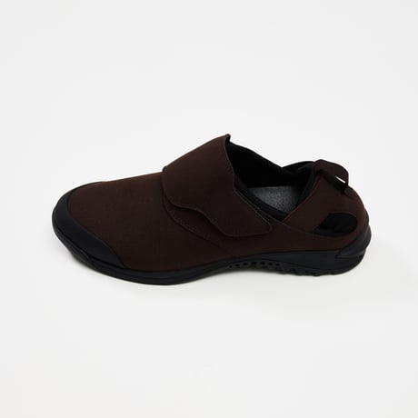 KOMFORT SHOES (BROWN)