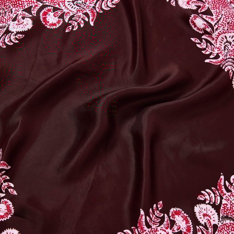 BATIK JARAK SCARF BENI(Panas) | Jalan Rajabrooke