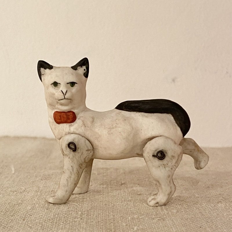ドイツアンティーク猫のビスクドール ミニョネットさんと一緒に^_^
