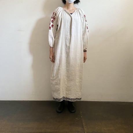 ウクライナ民族衣装4