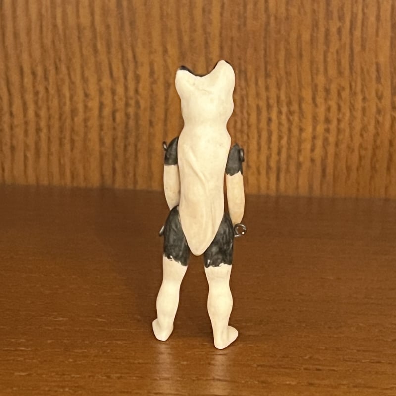 ミニョネット27・黒耳の犬(もしくは猫) | Biscuit web store