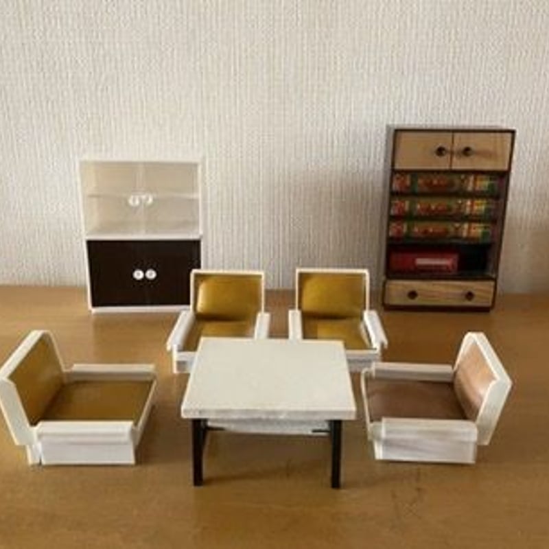 東ドイツのお人形の家具セット | Biscuit web store