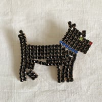 チェコのガラスブローチ146・黒テリア(青)