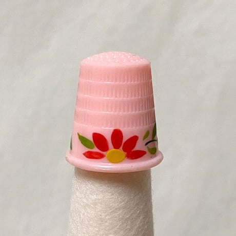 Thimble・ピンクに赤いお花
