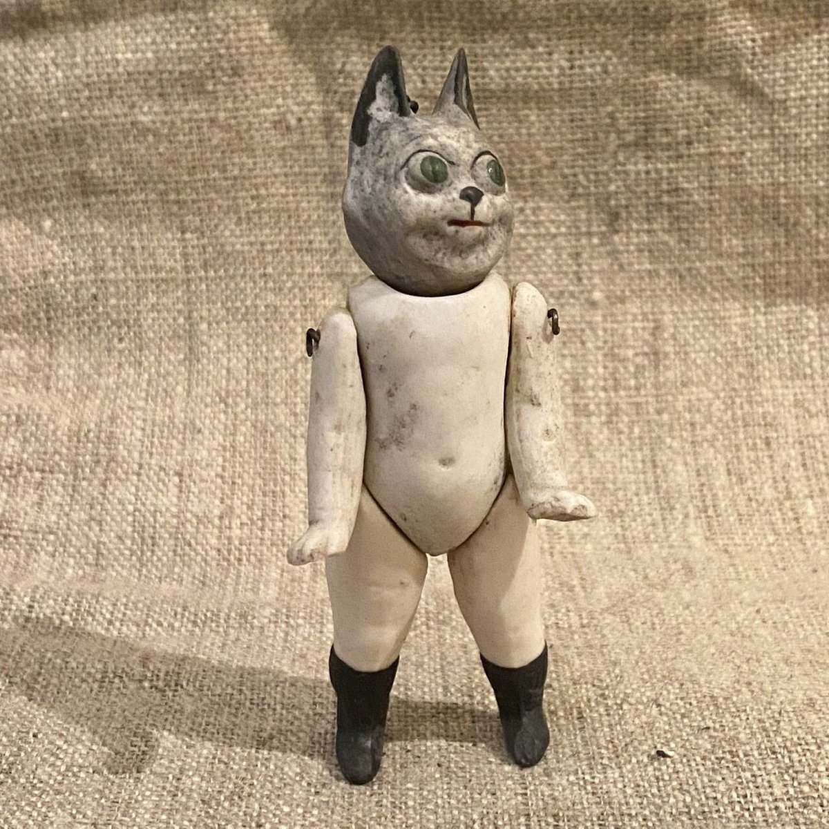 ミニョネット9・グレー頭のねこ | Biscuit web store