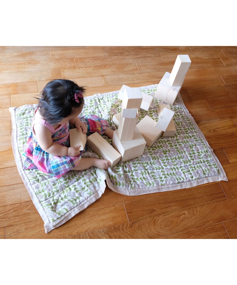 ベビーキルト Hushabye Hollow ミシンでベビーキルト 動物柄の洗練された