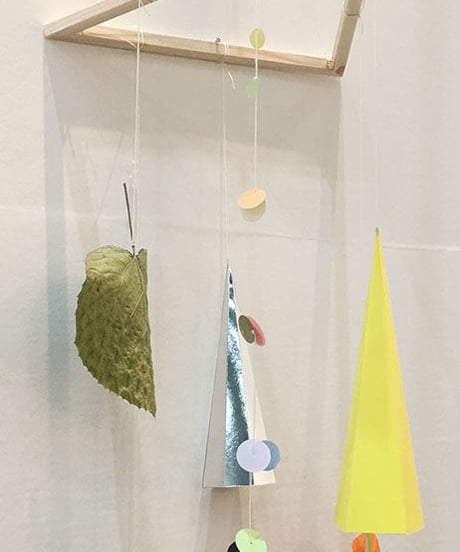 ゆれる三角【ペール】- Mobile -　　　 decorating my favorites ( pale )