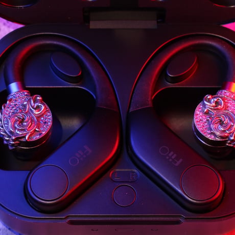 LUXIS wireless Bluetooth earphone