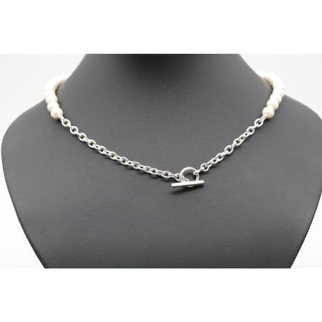 White Pearl Necklace