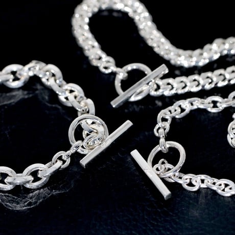 Curve Chain Bracelet
