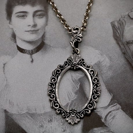 Antique Frame Pendant