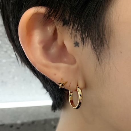 K18 Star Studs Pierce