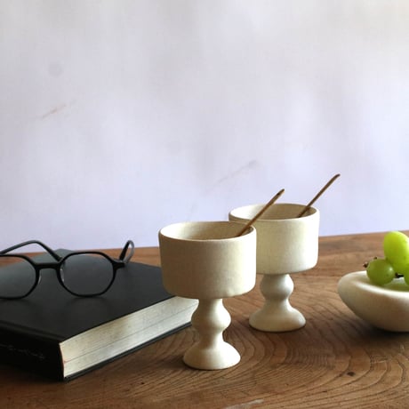 mushimegane books 器 mushimegane books ムシメガネブックスの器 | うつわと灯り threetone