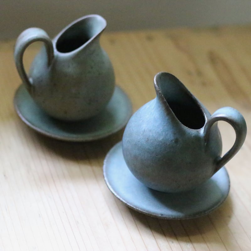 11 ミルクピッチャー（受け皿セット）／ 鯨井円美 | furacoco