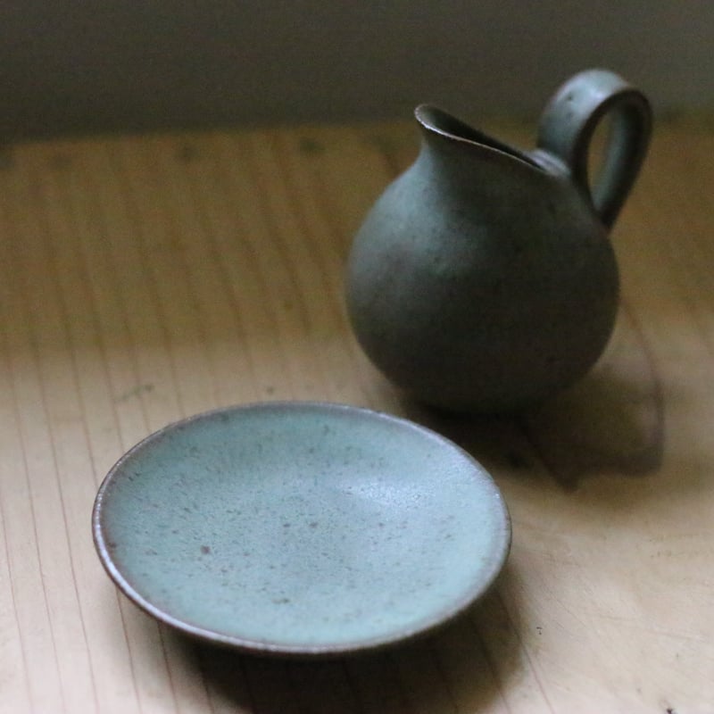 11 ミルクピッチャー（受け皿セット）／ 鯨井円美 | furacoco