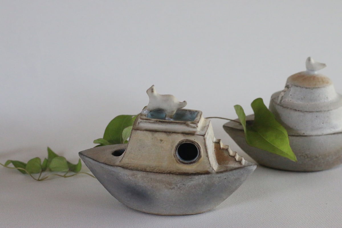 【萩原朋子】花器「糧」白釉 一輪挿し オブジェ 現代陶芸 作家作品 fit=scale-down,w=1200