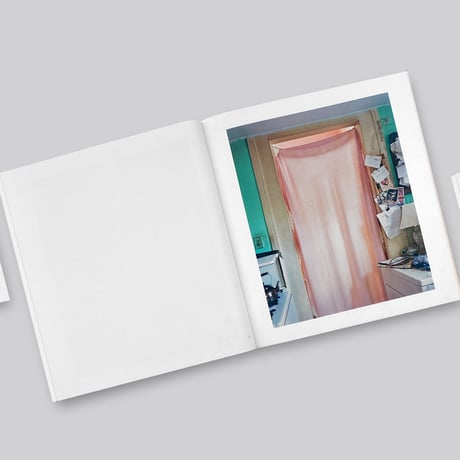 Alec Soth / I KNOW HOW FURIOUSLY YOUR HEART IS BEATING [SIGNED]