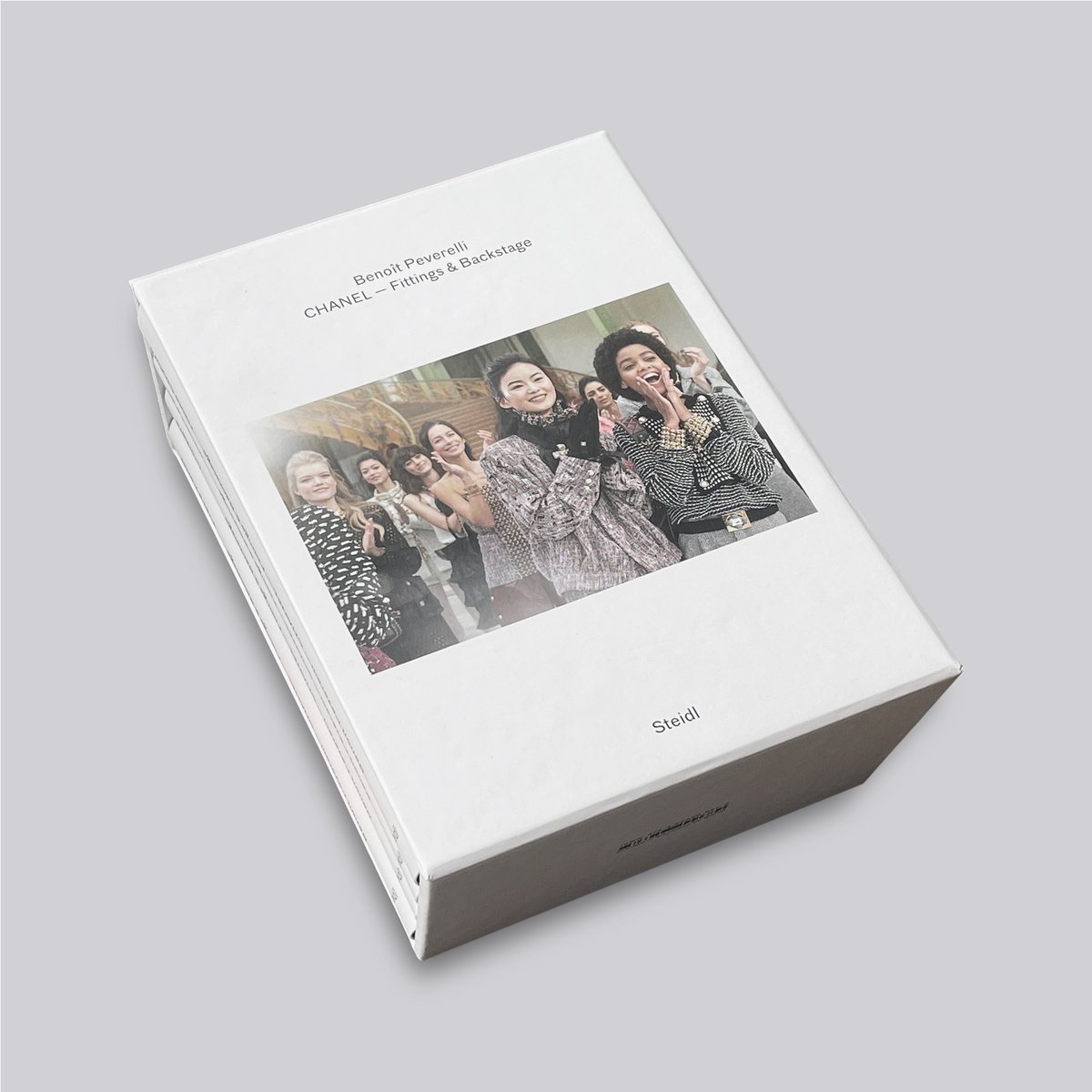 Benoît Peverelli / CHANEL – Fittings and Backst