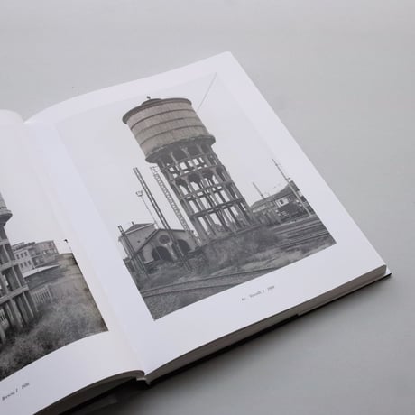 Bernd & Hilla Becher / Wassertürme