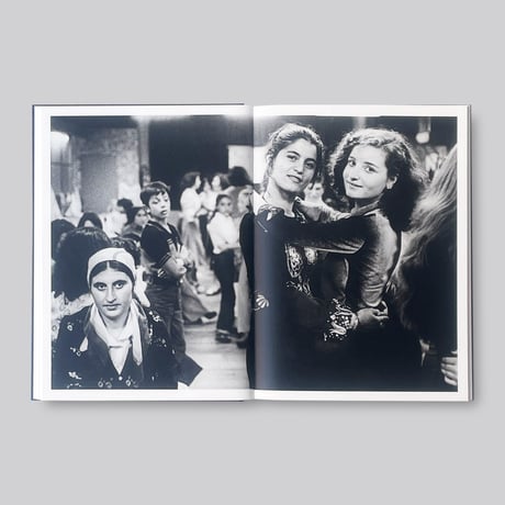 Bertien van Manen / I am the only woman there