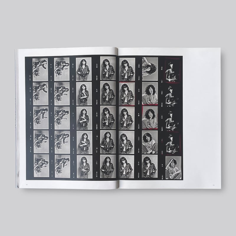 SIGNED】Patti Smith, Lynn Goldsmith / PATTI SMI