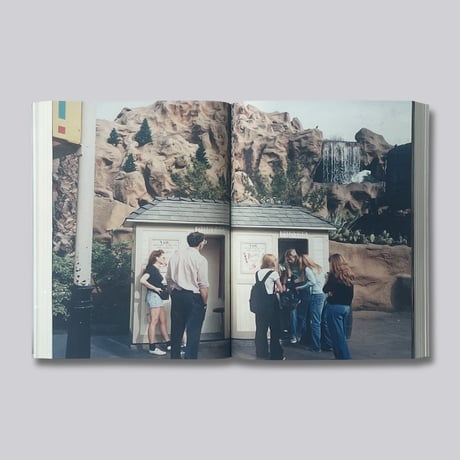 Auto-Photo: A Life in Portraits