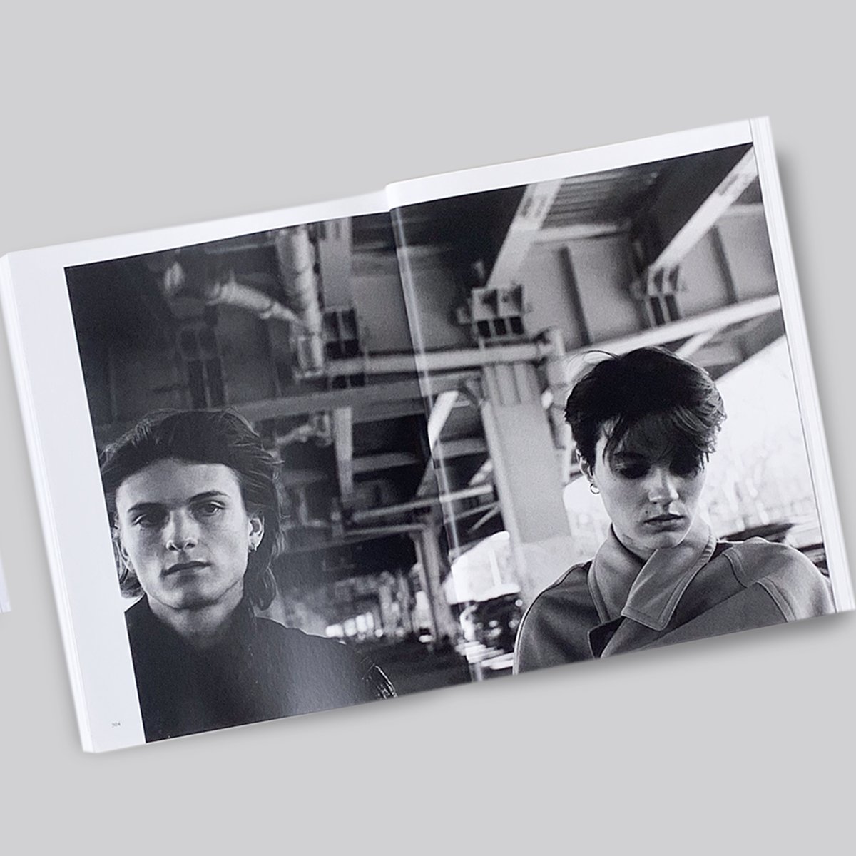 アート・デザイン・音楽 crosscurrent magazine spring/summer