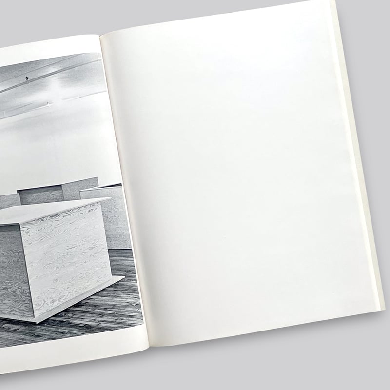 希少本　donald judd ドナルドジャッド　韓国　本　BOOk カタログ DONALD JUDD FURNITURE by Donald Judd ドナルド・ジャッド 作品