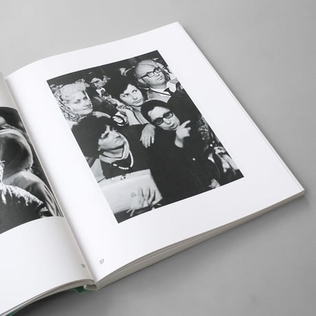 Margarete Berg, Urs Stahel / Giorgio Wolfensberger – Foto Povera